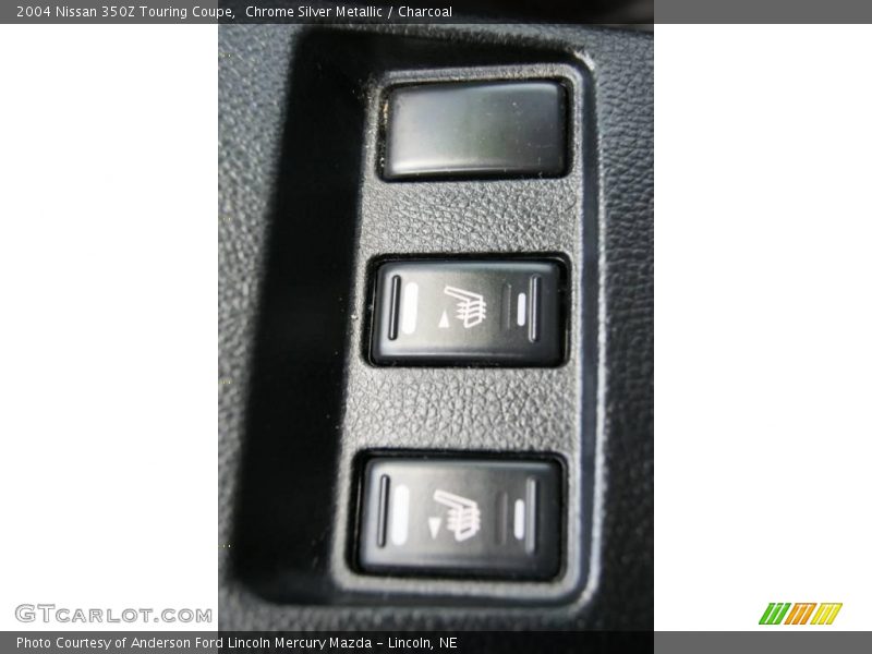 Chrome Silver Metallic / Charcoal 2004 Nissan 350Z Touring Coupe