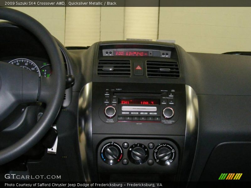 Quicksilver Metallic / Black 2009 Suzuki SX4 Crossover AWD