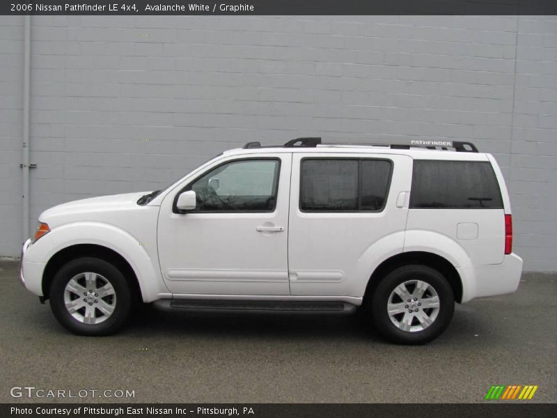 Avalanche White / Graphite 2006 Nissan Pathfinder LE 4x4