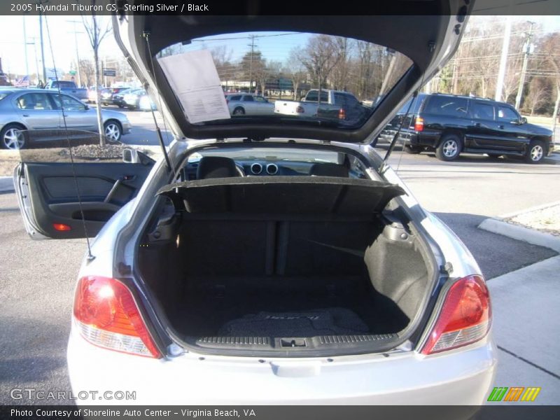 Sterling Silver / Black 2005 Hyundai Tiburon GS