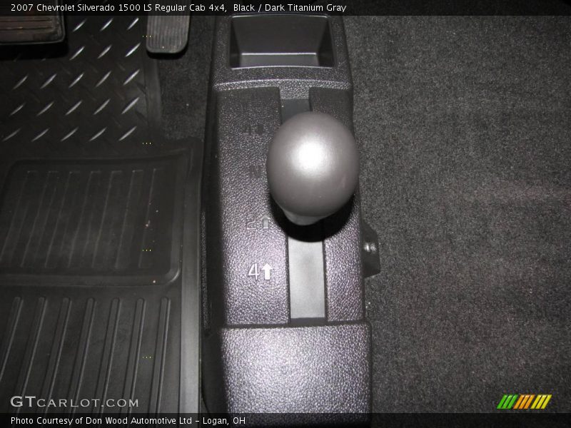 Black / Dark Titanium Gray 2007 Chevrolet Silverado 1500 LS Regular Cab 4x4