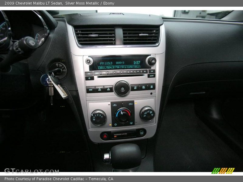Silver Moss Metallic / Ebony 2009 Chevrolet Malibu LT Sedan