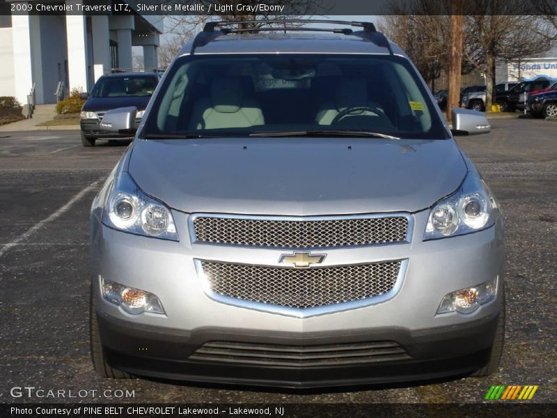 Silver Ice Metallic / Light Gray/Ebony 2009 Chevrolet Traverse LTZ