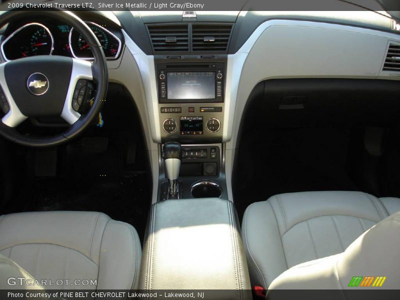 Silver Ice Metallic / Light Gray/Ebony 2009 Chevrolet Traverse LTZ