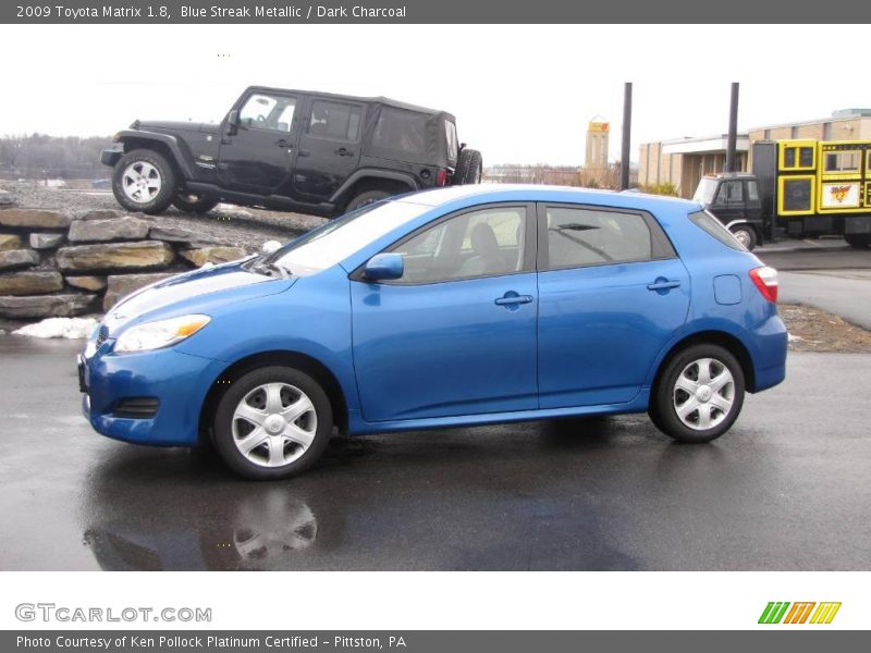 Blue Streak Metallic / Dark Charcoal 2009 Toyota Matrix 1.8