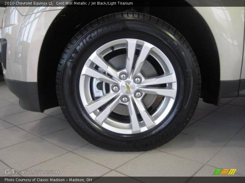 Gold Mist Metallic / Jet Black/Light Titanium 2010 Chevrolet Equinox LS