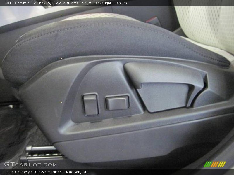 Gold Mist Metallic / Jet Black/Light Titanium 2010 Chevrolet Equinox LS