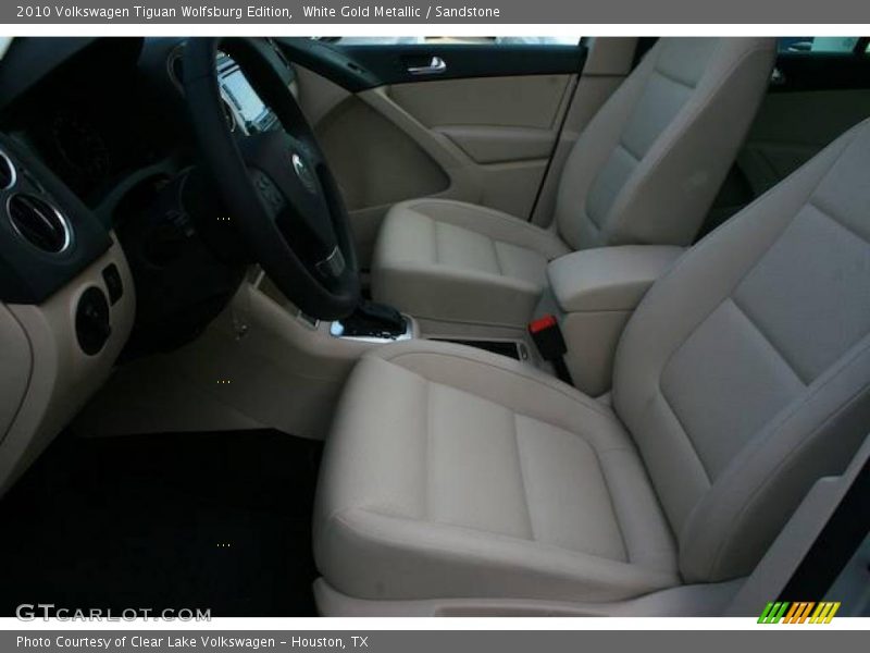 White Gold Metallic / Sandstone 2010 Volkswagen Tiguan Wolfsburg Edition