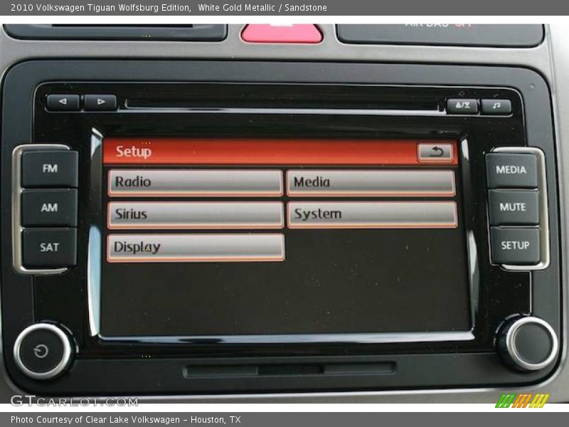 White Gold Metallic / Sandstone 2010 Volkswagen Tiguan Wolfsburg Edition