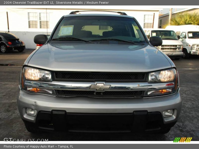 Silverstone Metallic / Medium Pewter 2004 Chevrolet TrailBlazer EXT LS