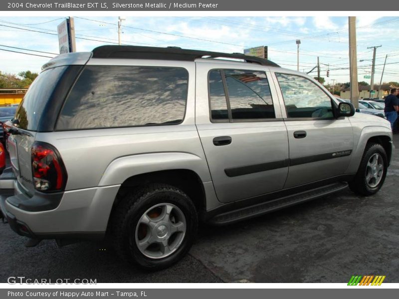 Silverstone Metallic / Medium Pewter 2004 Chevrolet TrailBlazer EXT LS