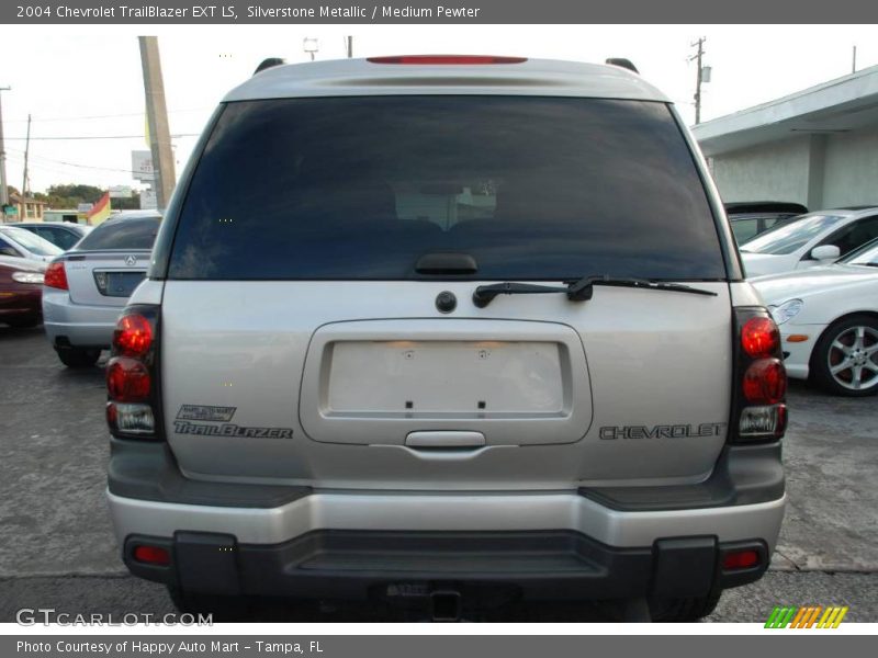Silverstone Metallic / Medium Pewter 2004 Chevrolet TrailBlazer EXT LS