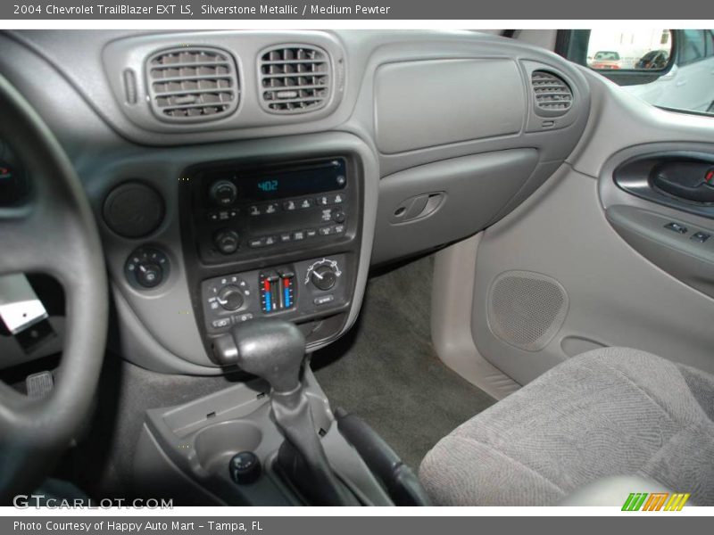 Silverstone Metallic / Medium Pewter 2004 Chevrolet TrailBlazer EXT LS