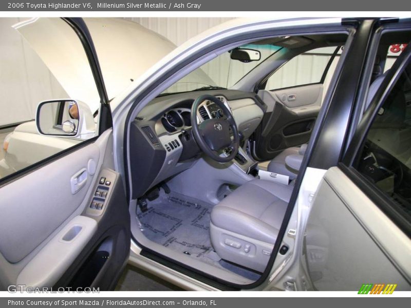 Millenium Silver Metallic / Ash Gray 2006 Toyota Highlander V6