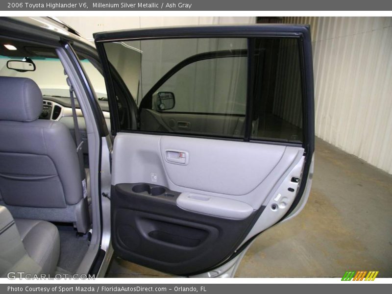 Millenium Silver Metallic / Ash Gray 2006 Toyota Highlander V6