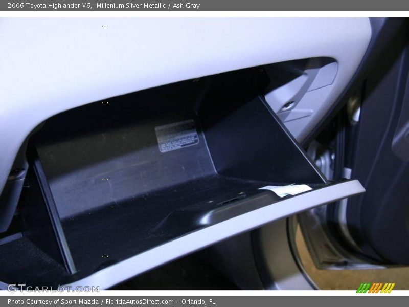Millenium Silver Metallic / Ash Gray 2006 Toyota Highlander V6