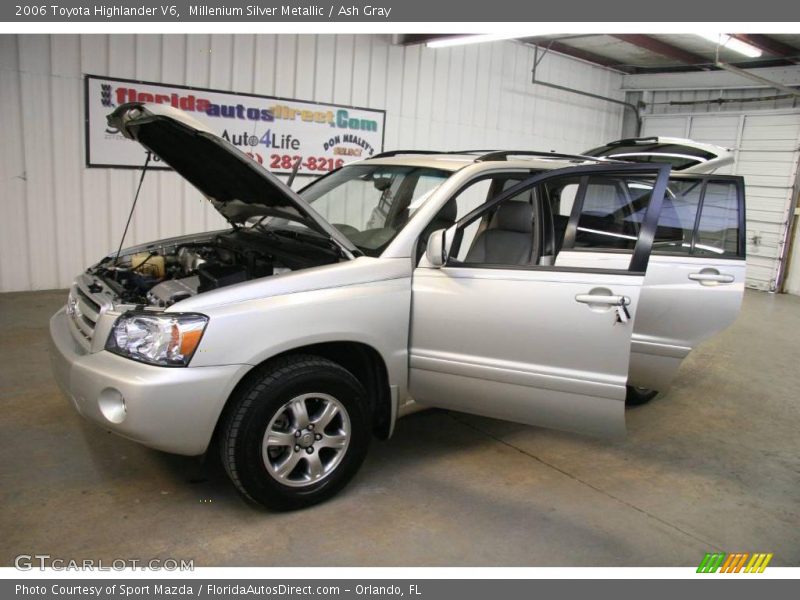 Millenium Silver Metallic / Ash Gray 2006 Toyota Highlander V6