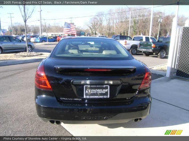 Black / Parchment/Dark Pewter 2005 Pontiac Grand Prix GT Sedan