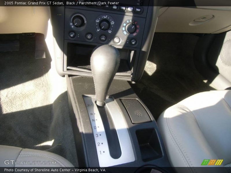 Black / Parchment/Dark Pewter 2005 Pontiac Grand Prix GT Sedan