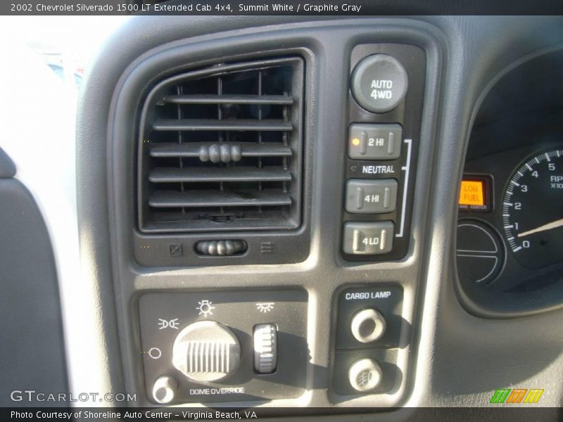 Summit White / Graphite Gray 2002 Chevrolet Silverado 1500 LT Extended Cab 4x4