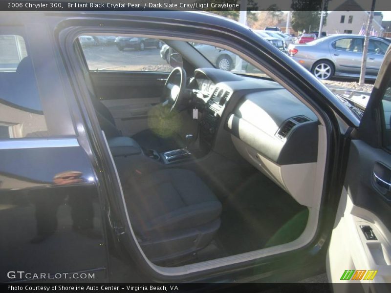 Brilliant Black Crystal Pearl / Dark Slate Gray/Light Graystone 2006 Chrysler 300