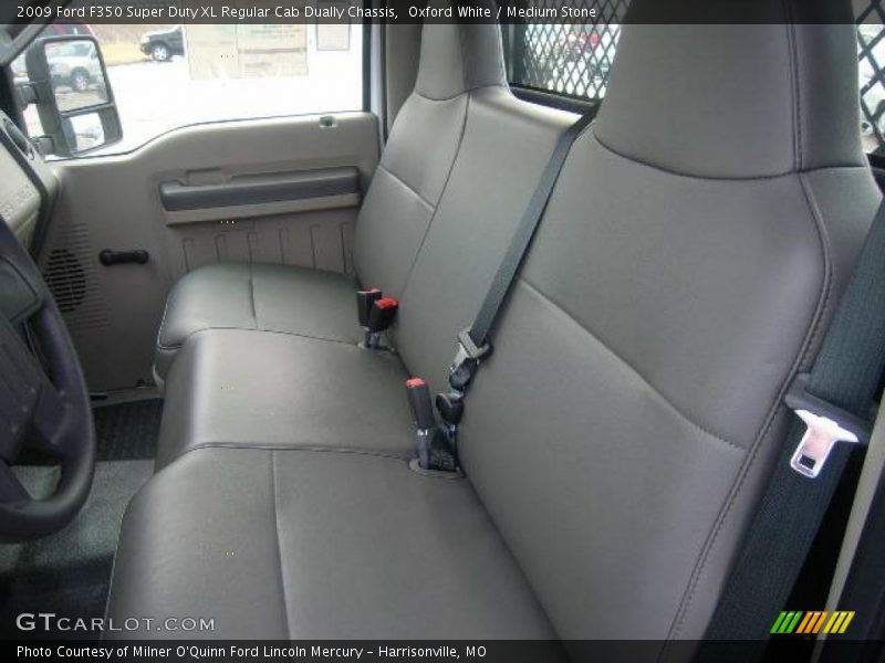 Oxford White / Medium Stone 2009 Ford F350 Super Duty XL Regular Cab Dually Chassis