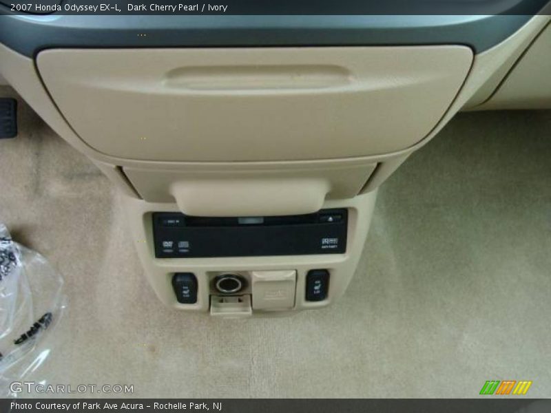 Dark Cherry Pearl / Ivory 2007 Honda Odyssey EX-L