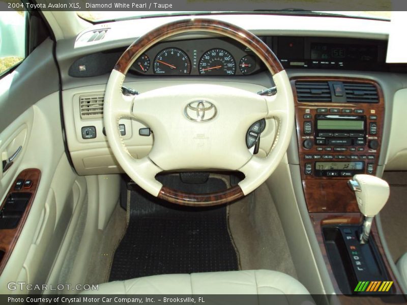 Diamond White Pearl / Taupe 2004 Toyota Avalon XLS