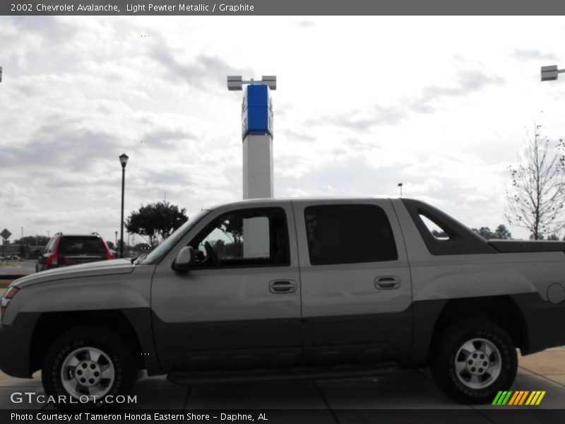 Light Pewter Metallic / Graphite 2002 Chevrolet Avalanche