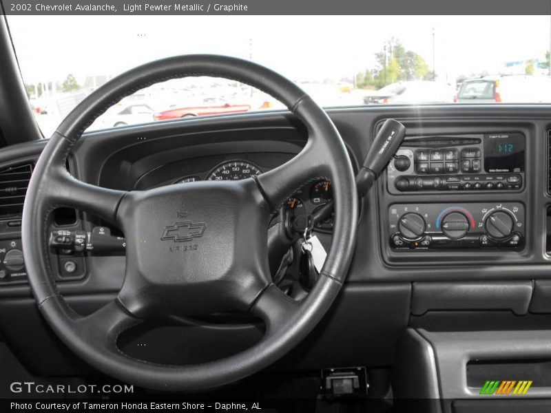Light Pewter Metallic / Graphite 2002 Chevrolet Avalanche
