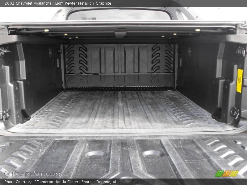 Light Pewter Metallic / Graphite 2002 Chevrolet Avalanche