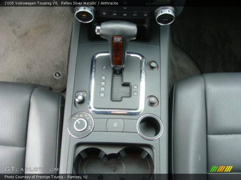 Reflex Silver Metallic / Anthracite 2005 Volkswagen Touareg V6