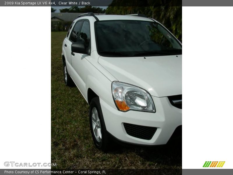 Clear White / Black 2009 Kia Sportage LX V6 4x4