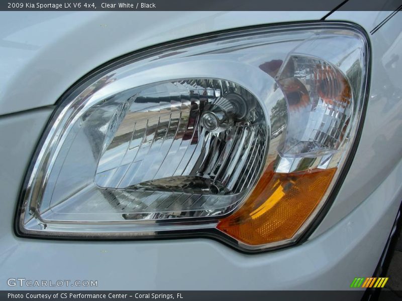 Clear White / Black 2009 Kia Sportage LX V6 4x4