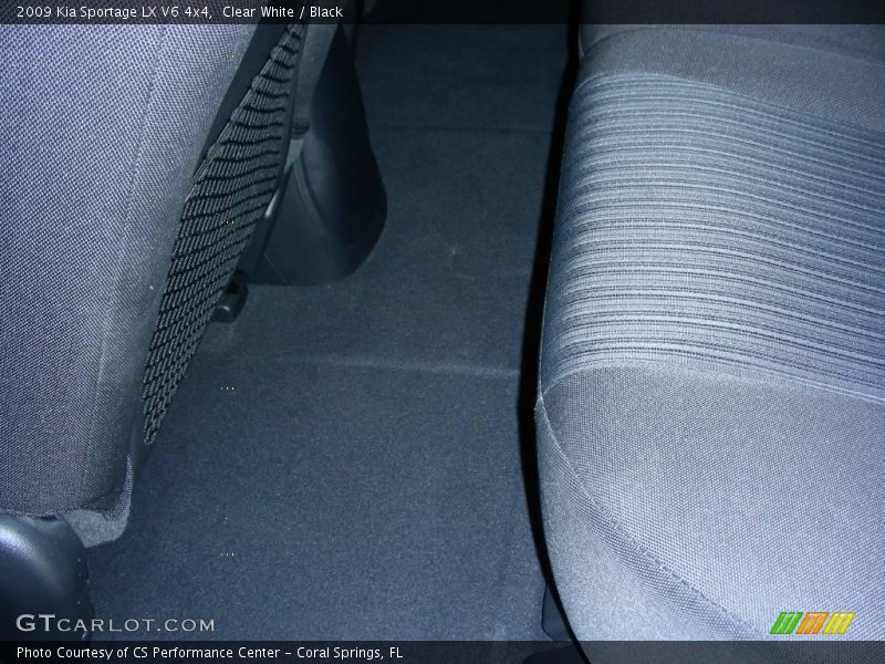 Clear White / Black 2009 Kia Sportage LX V6 4x4