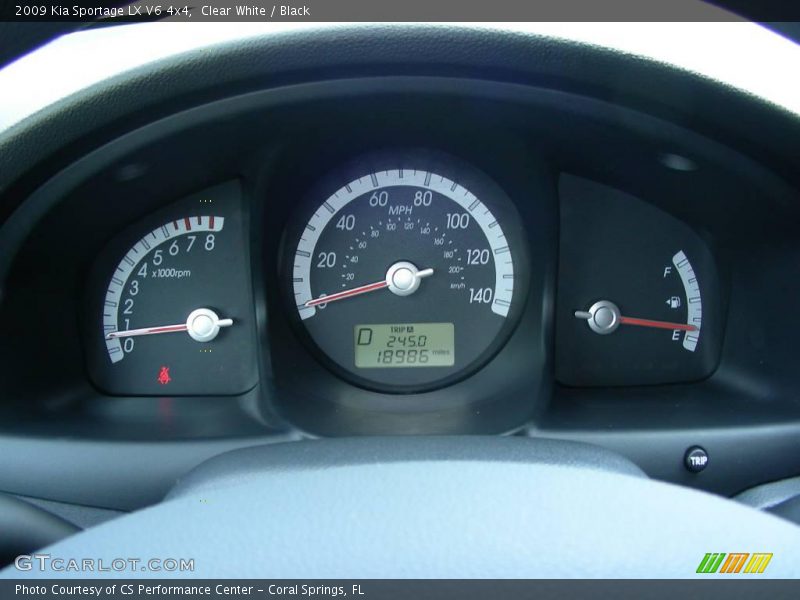 Clear White / Black 2009 Kia Sportage LX V6 4x4
