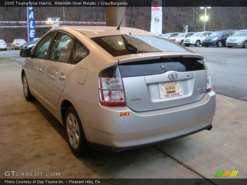 Millenium Silver Metallic / Gray/Burgundy 2005 Toyota Prius Hybrid