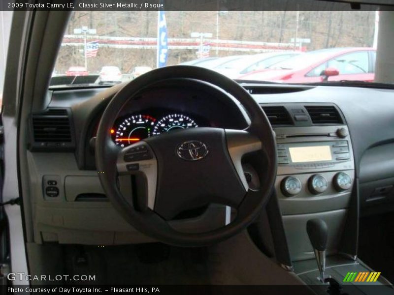 Classic Silver Metallic / Bisque 2009 Toyota Camry LE