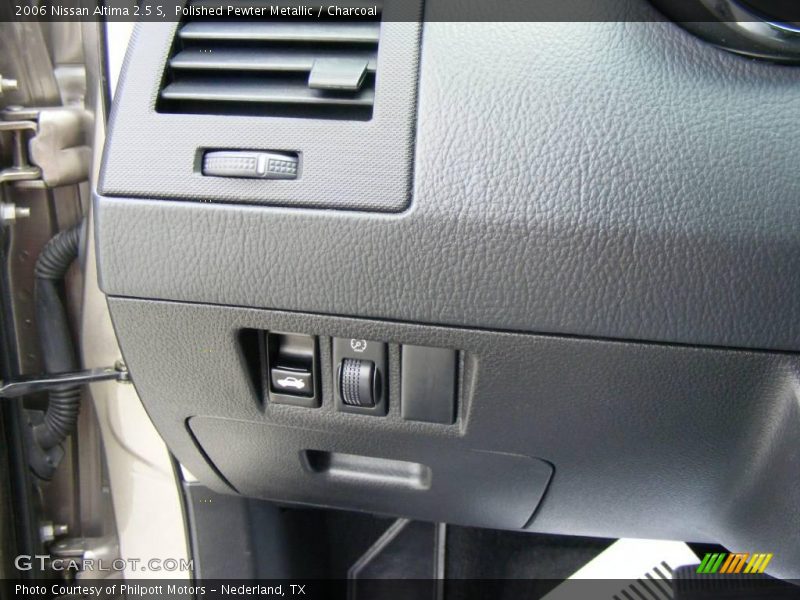 Polished Pewter Metallic / Charcoal 2006 Nissan Altima 2.5 S