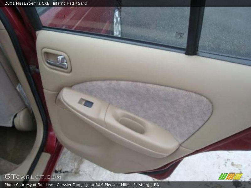 Inferno Red / Sand 2001 Nissan Sentra GXE