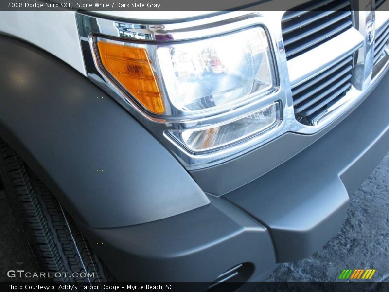 Stone White / Dark Slate Gray 2008 Dodge Nitro SXT