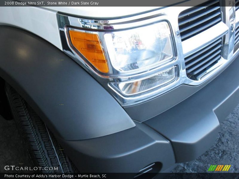 Stone White / Dark Slate Gray 2008 Dodge Nitro SXT