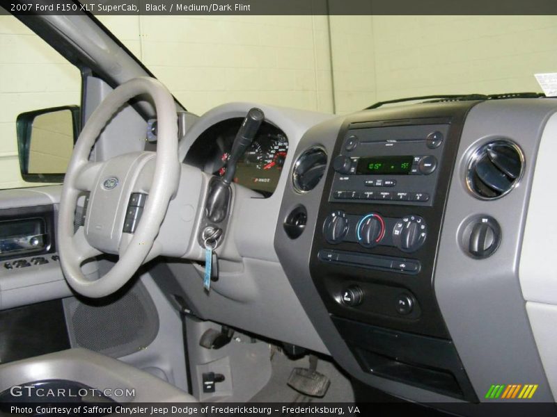 Black / Medium/Dark Flint 2007 Ford F150 XLT SuperCab
