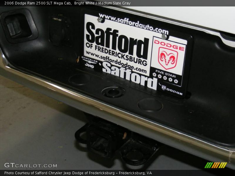 Bright White / Medium Slate Gray 2006 Dodge Ram 2500 SLT Mega Cab