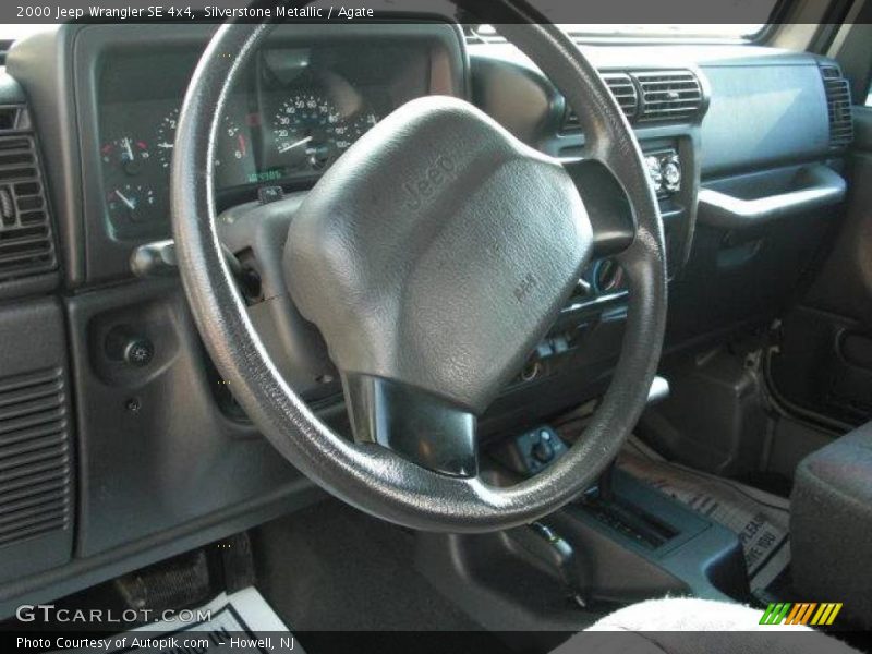 Silverstone Metallic / Agate 2000 Jeep Wrangler SE 4x4