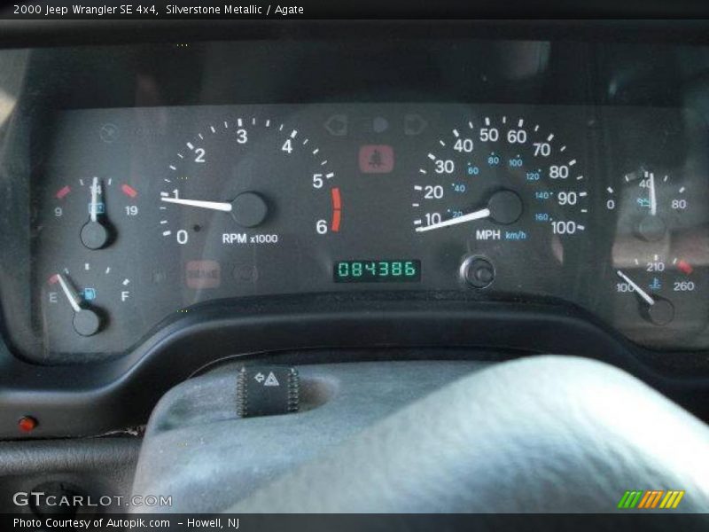Silverstone Metallic / Agate 2000 Jeep Wrangler SE 4x4