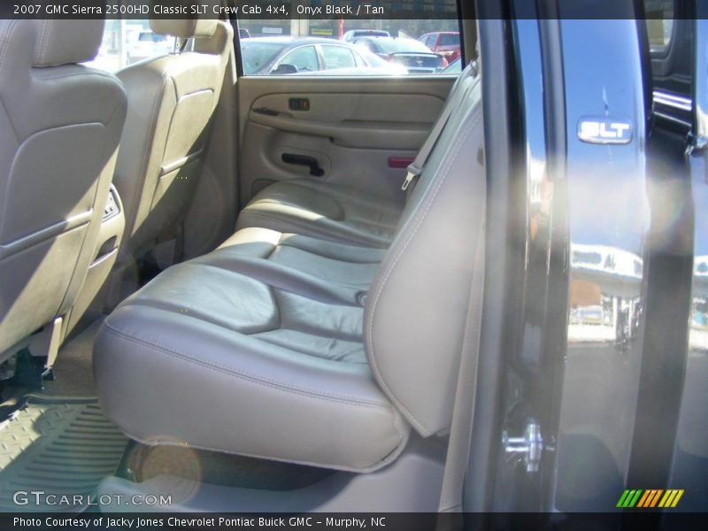 Onyx Black / Tan 2007 GMC Sierra 2500HD Classic SLT Crew Cab 4x4