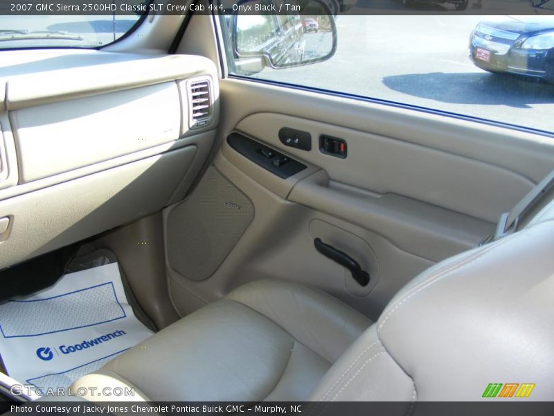 Onyx Black / Tan 2007 GMC Sierra 2500HD Classic SLT Crew Cab 4x4