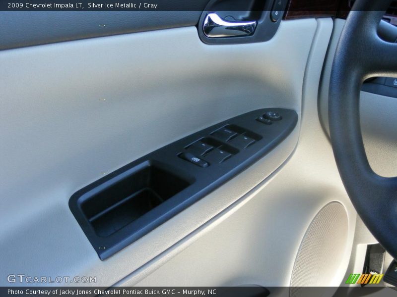 Silver Ice Metallic / Gray 2009 Chevrolet Impala LT