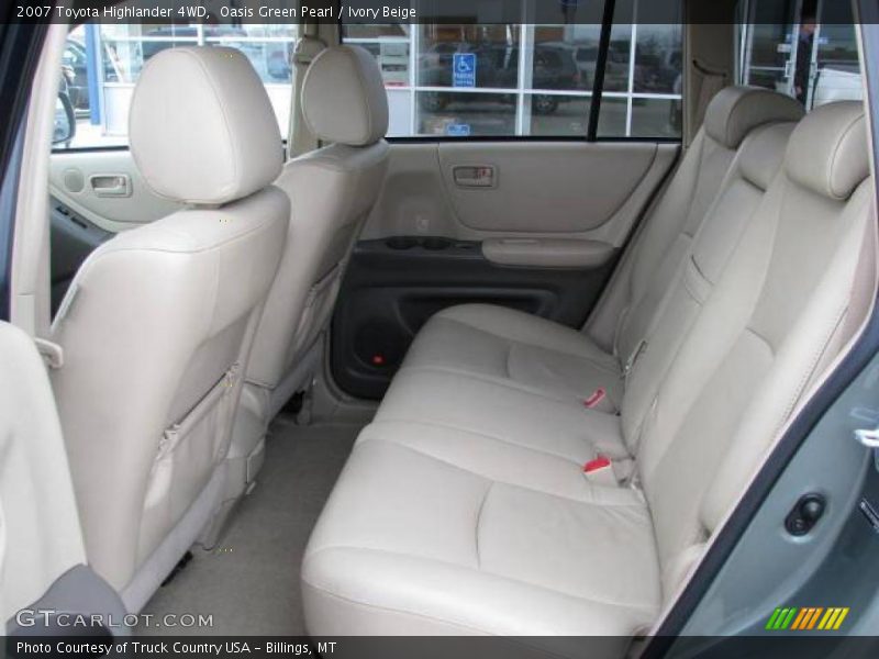 Oasis Green Pearl / Ivory Beige 2007 Toyota Highlander 4WD